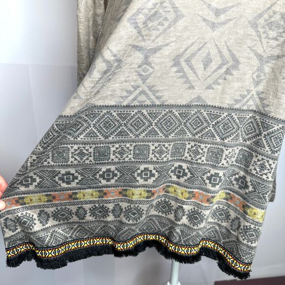 Blu Pepper Anthro Boho Colorful Embroidery Fringe Gray Aztec Sweater Shirt Small - Picture 4 of 8